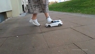 Sneaker-girl Mila Crushes Rc-car